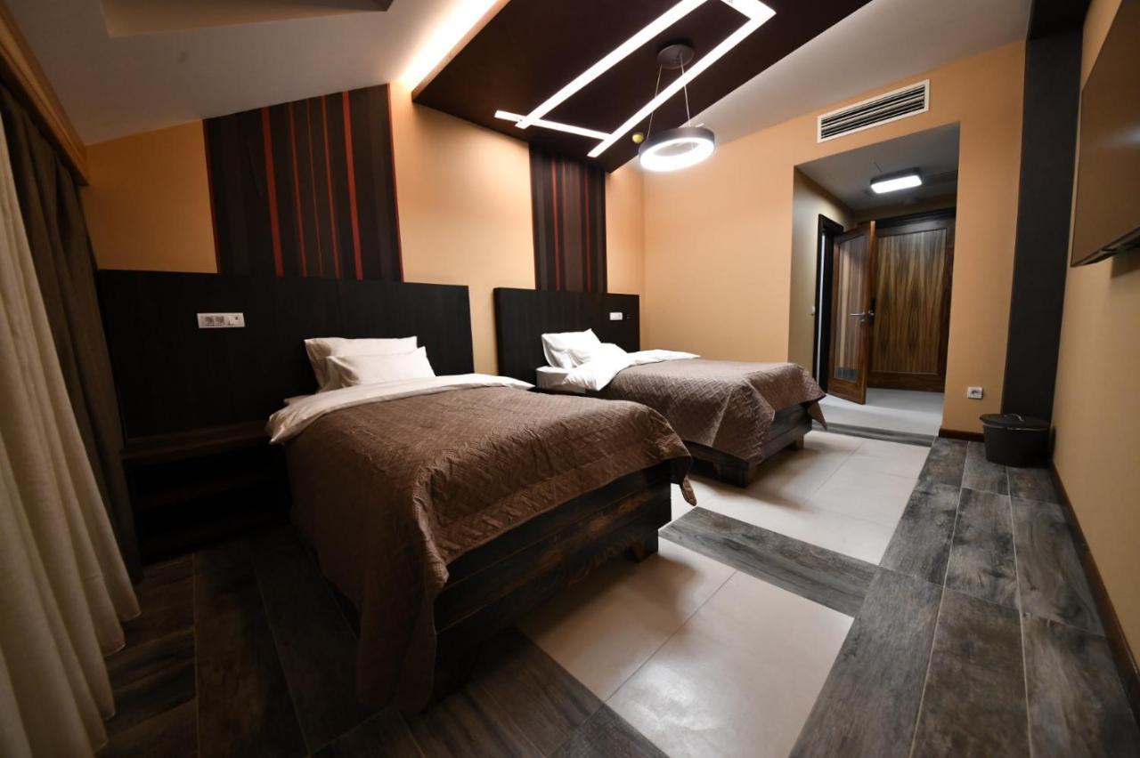 Hotel Havana Loznica Exterior foto